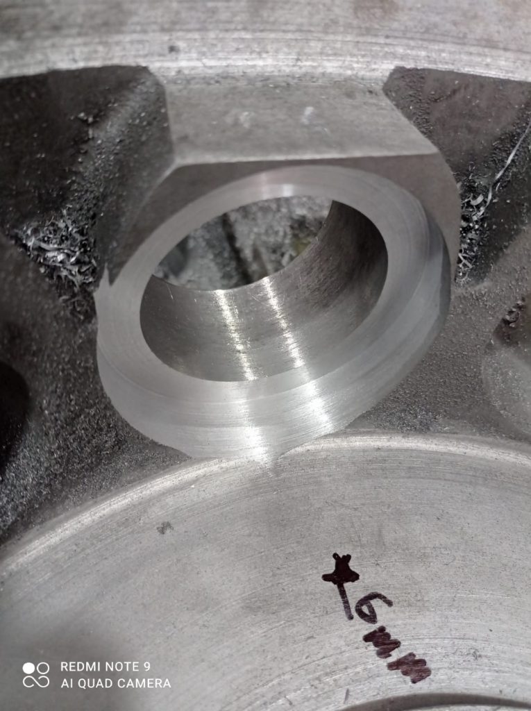 R&L Metal Mechanics - Servicios de torno