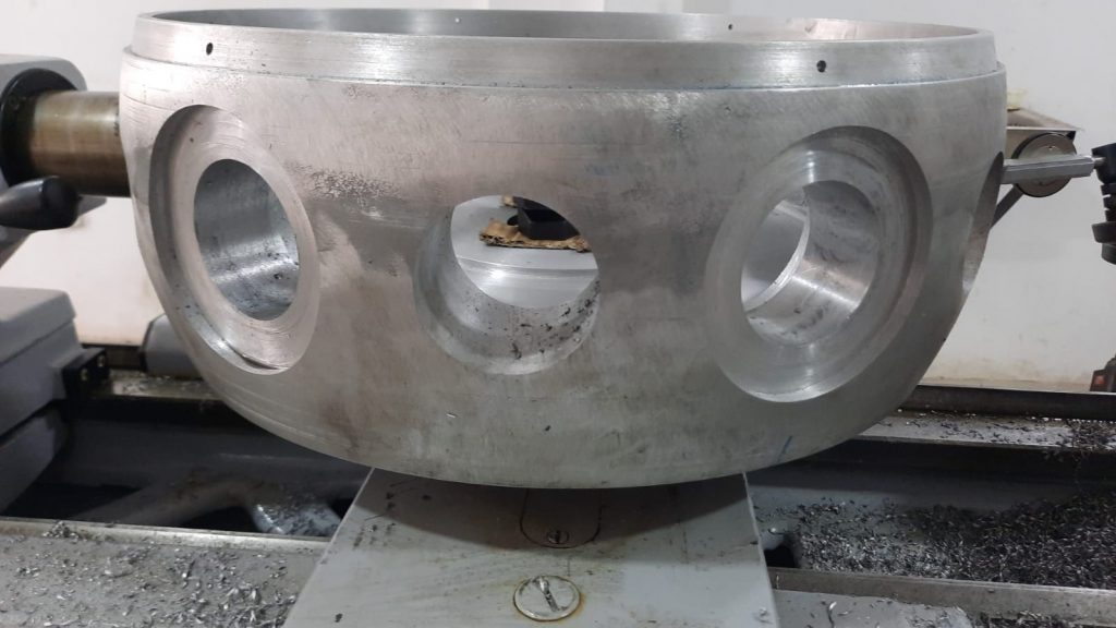 R&L Metal Mechanics - Servicios de torno