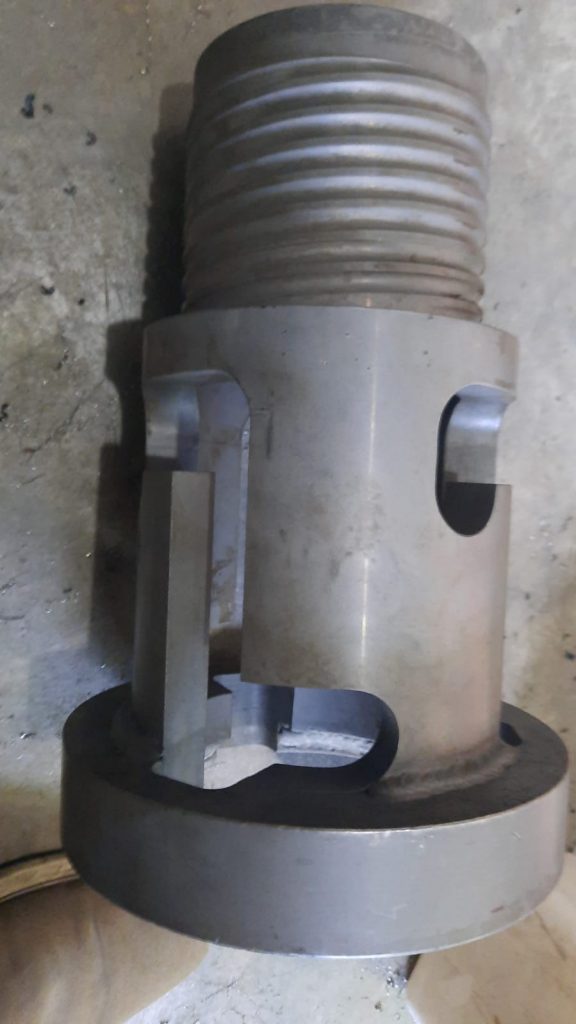 R&L Metal Mechanics - Servicios de torno