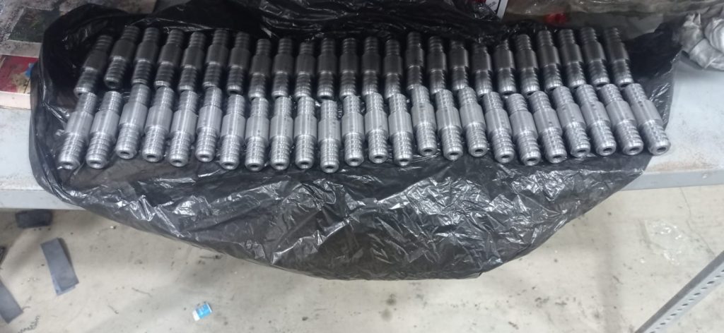 R&L Metal Mechanics - Servicios de torno