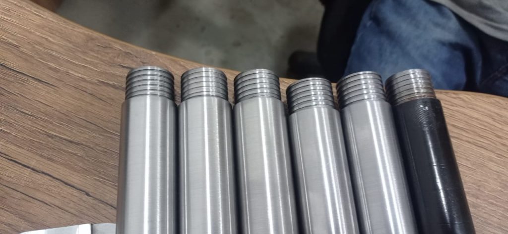 R&L Metal Mechanics - Servicios de torno