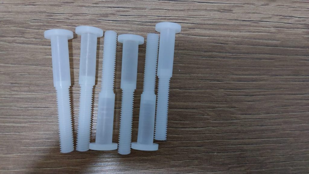 R&L Metal Mechanics - Servicios de torno