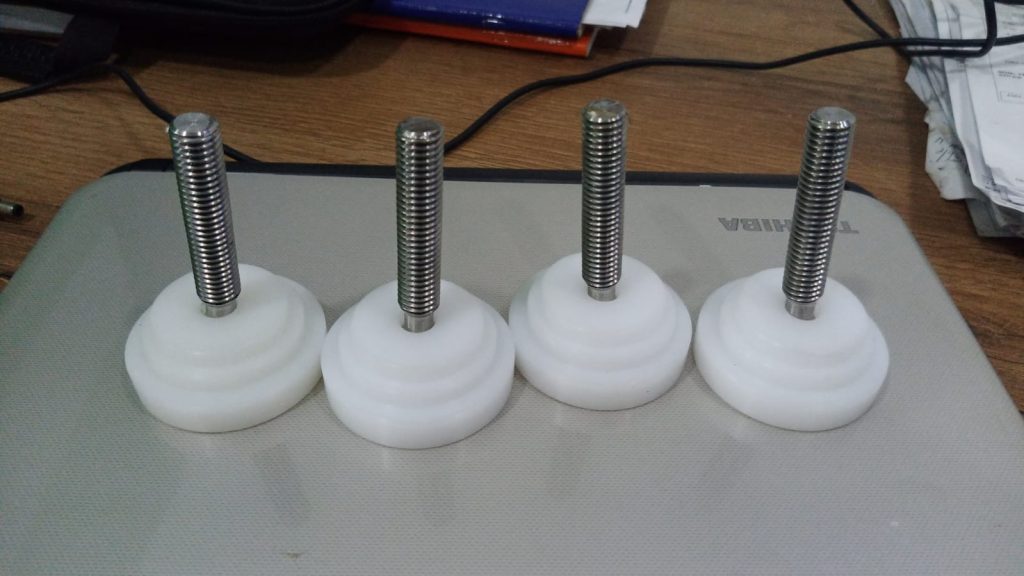 R&L Metal Mechanics - Servicios de torno