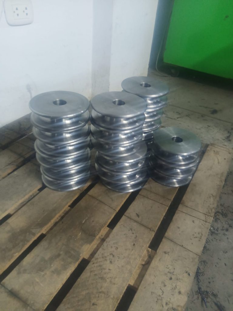 R&L Metal Mechanics - Servicios de torno